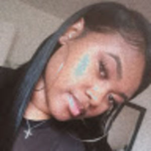 Meet your Posher, Chanelle